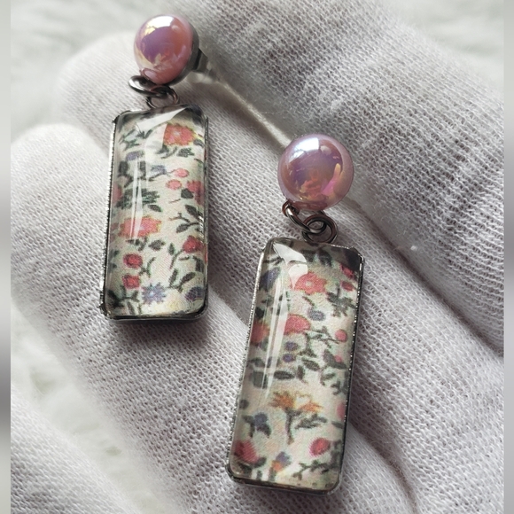 Handmade by me Jewelry - Handmade Pink Pearl Glass Spring Earrings
